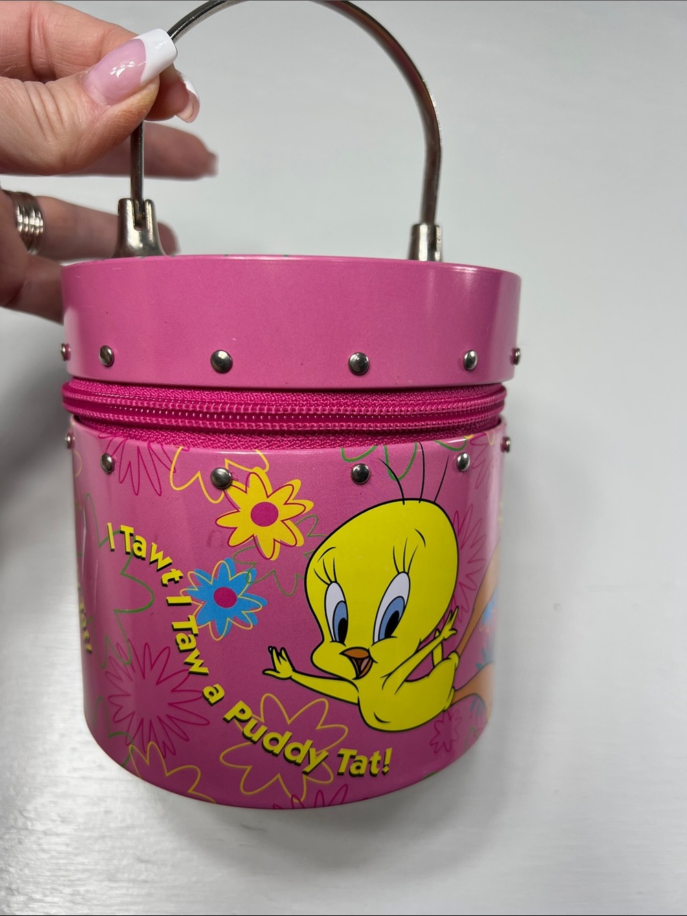 Tweety bird pink 2000 vintage tin bucket purse with zipper